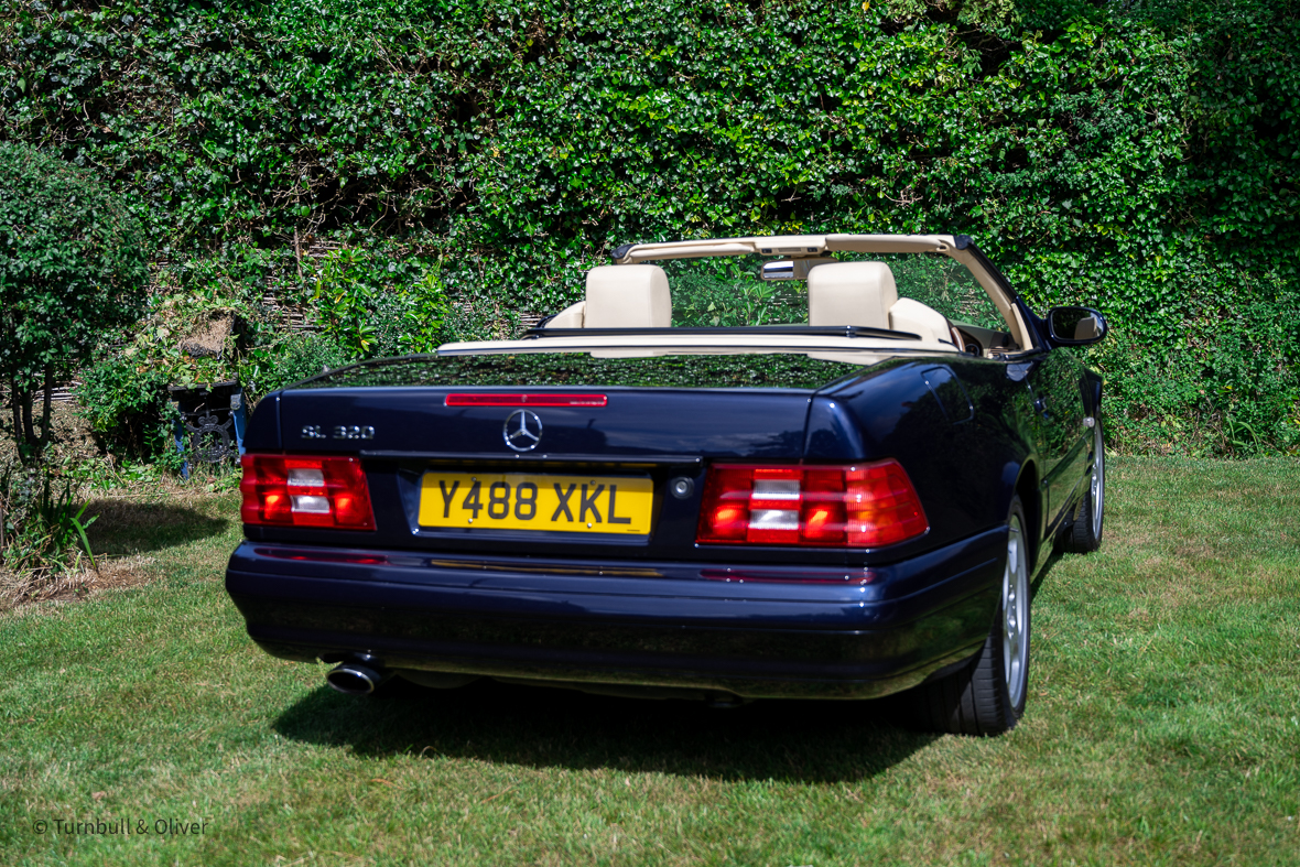 Mercedes Benz SL320 2001