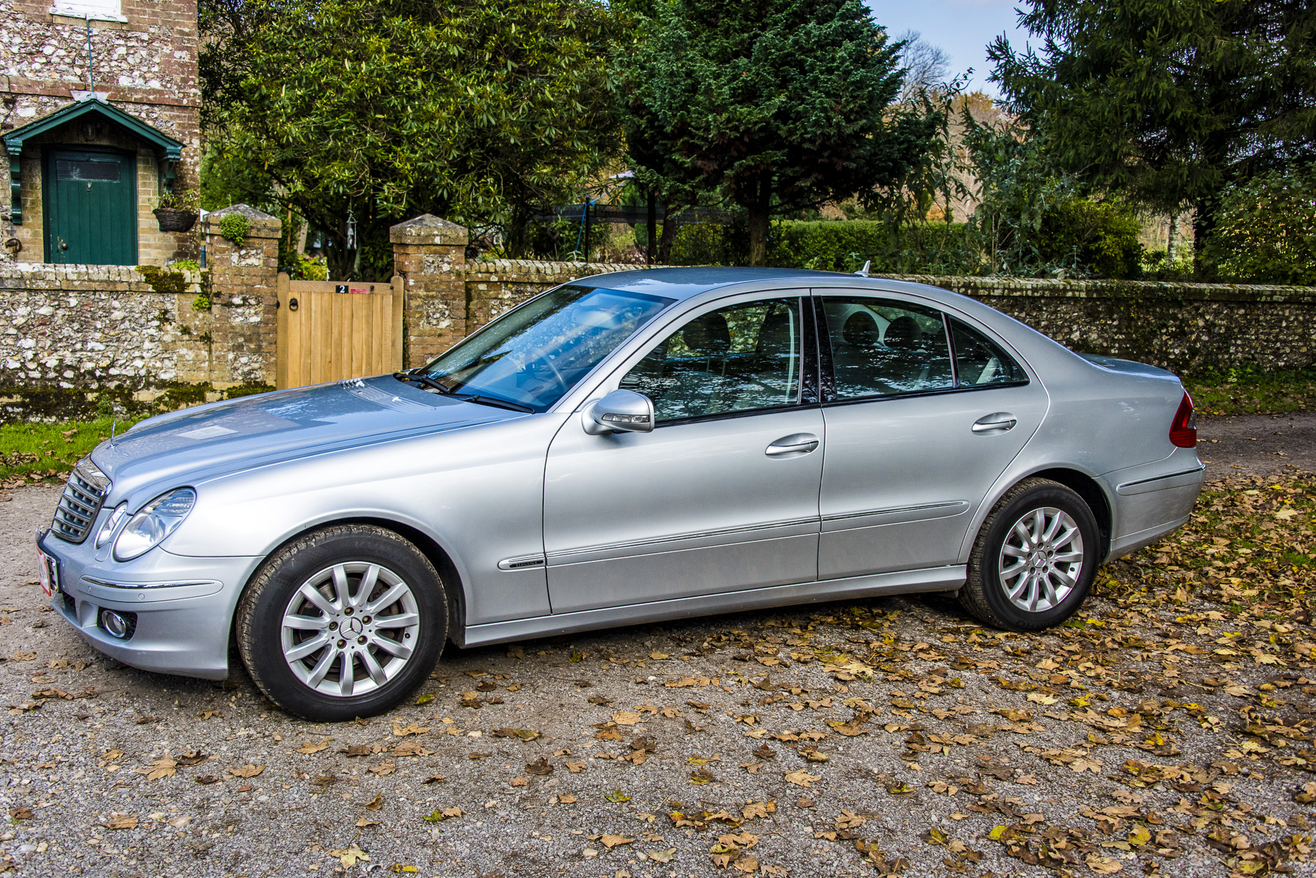 Mercedes Benz E320 Elegance Saloon CDI