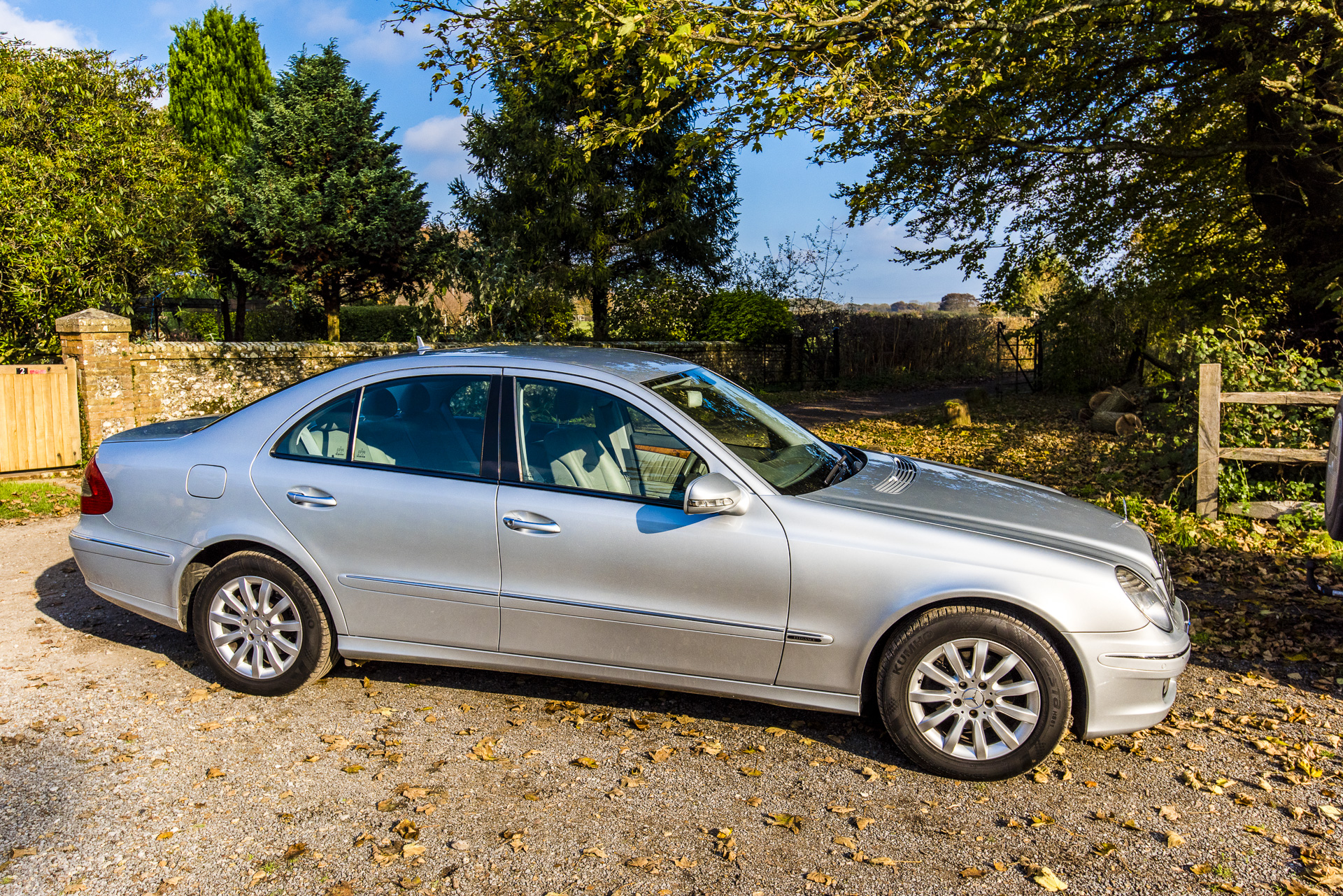 Mercedes Benz E320 Elegance Saloon CDI