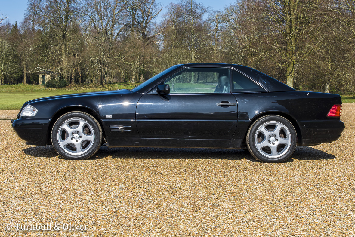 Mercedes Benz SL320 Black