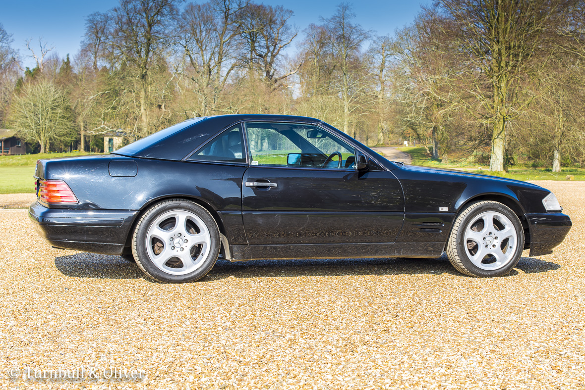 Mercedes Benz SL320 Black