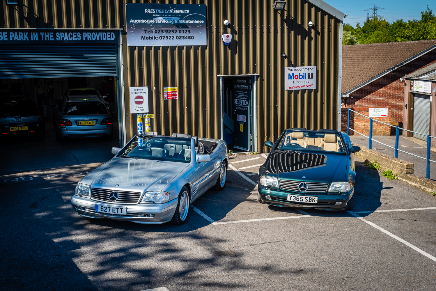 Exceptional 1996 Mercedes SL320