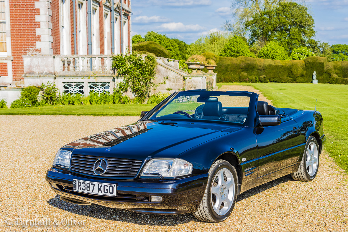 Mercedes-Benz SL320