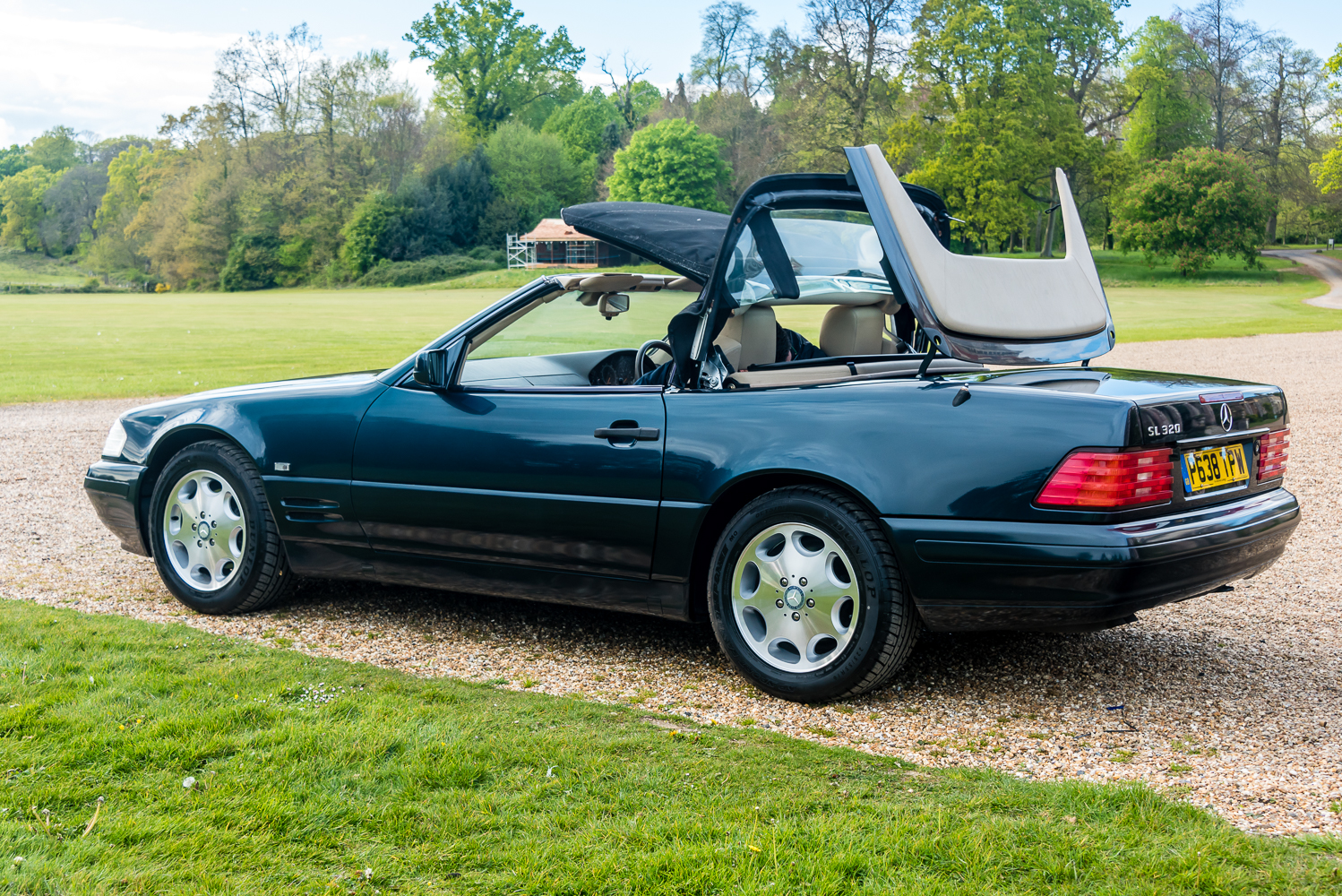 Mercedes-Benz SL320 1997